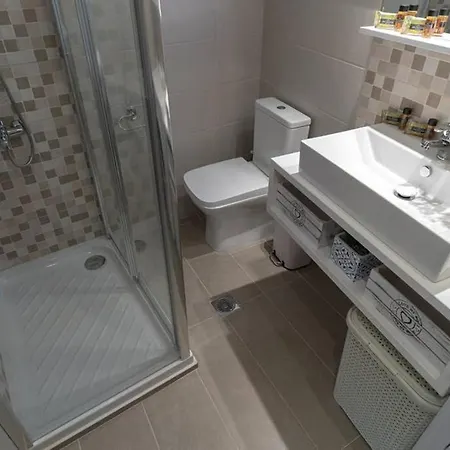 Anna Apartment *